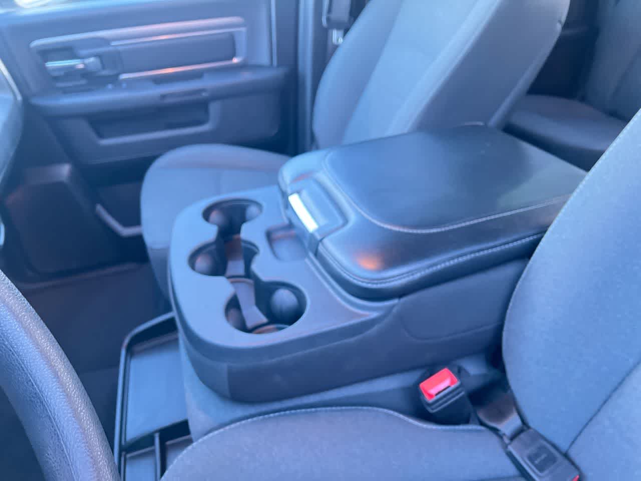 Thumbnail: 2024 RAM 1500 Classic - 21