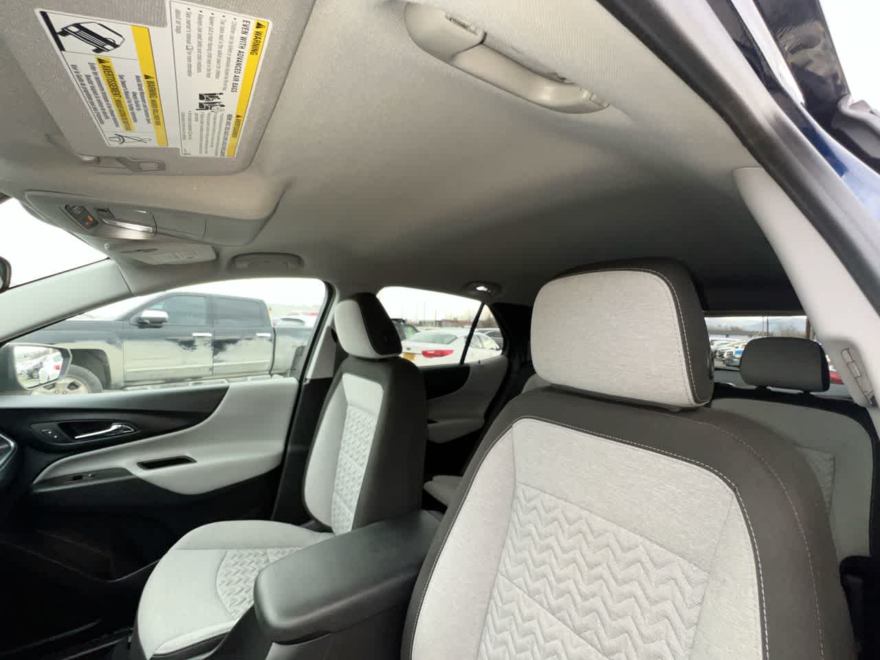 Thumbnail: 2022 Chevrolet Equinox - 22