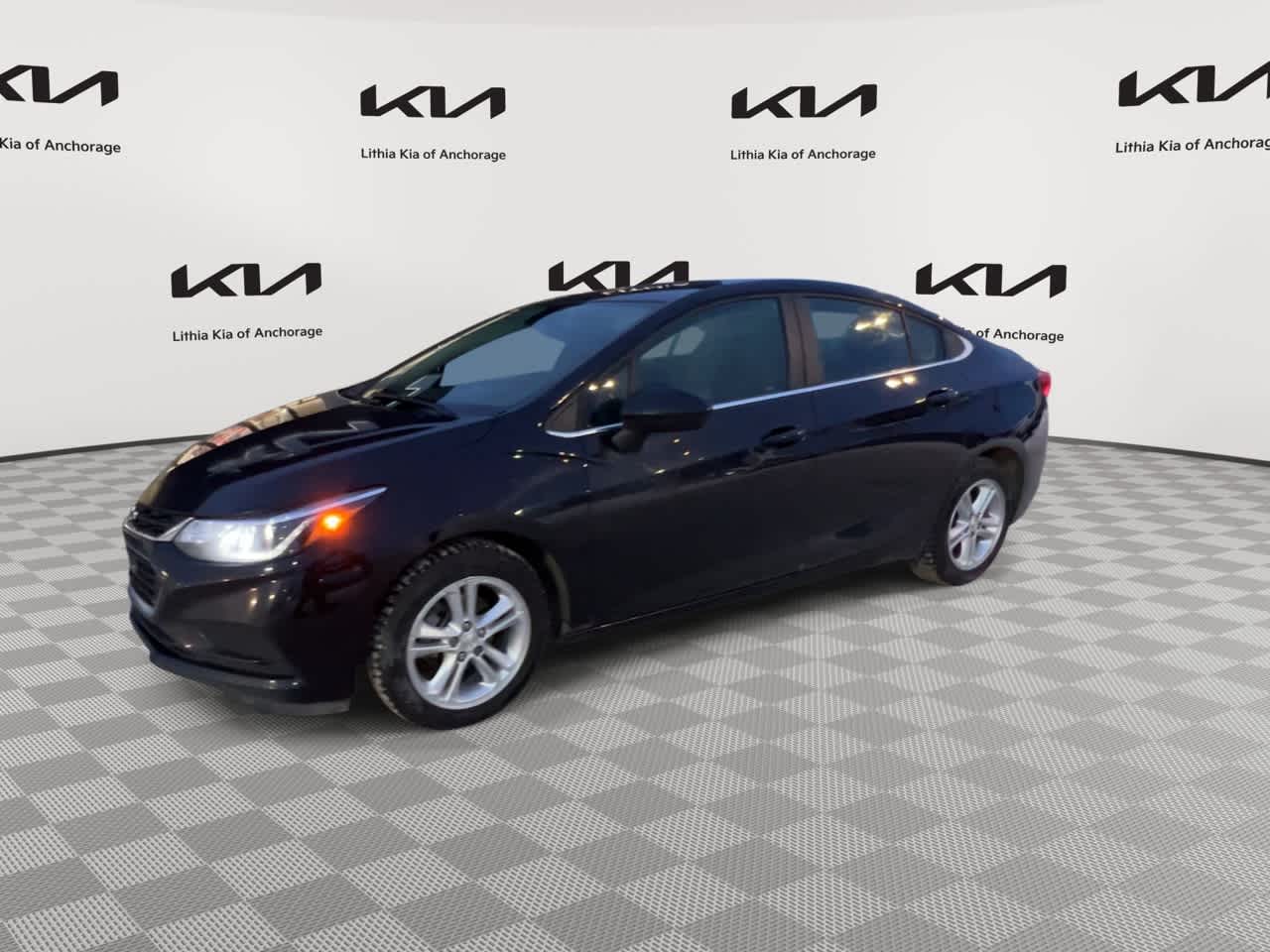 2018 Chevrolet Cruze LT photo 4