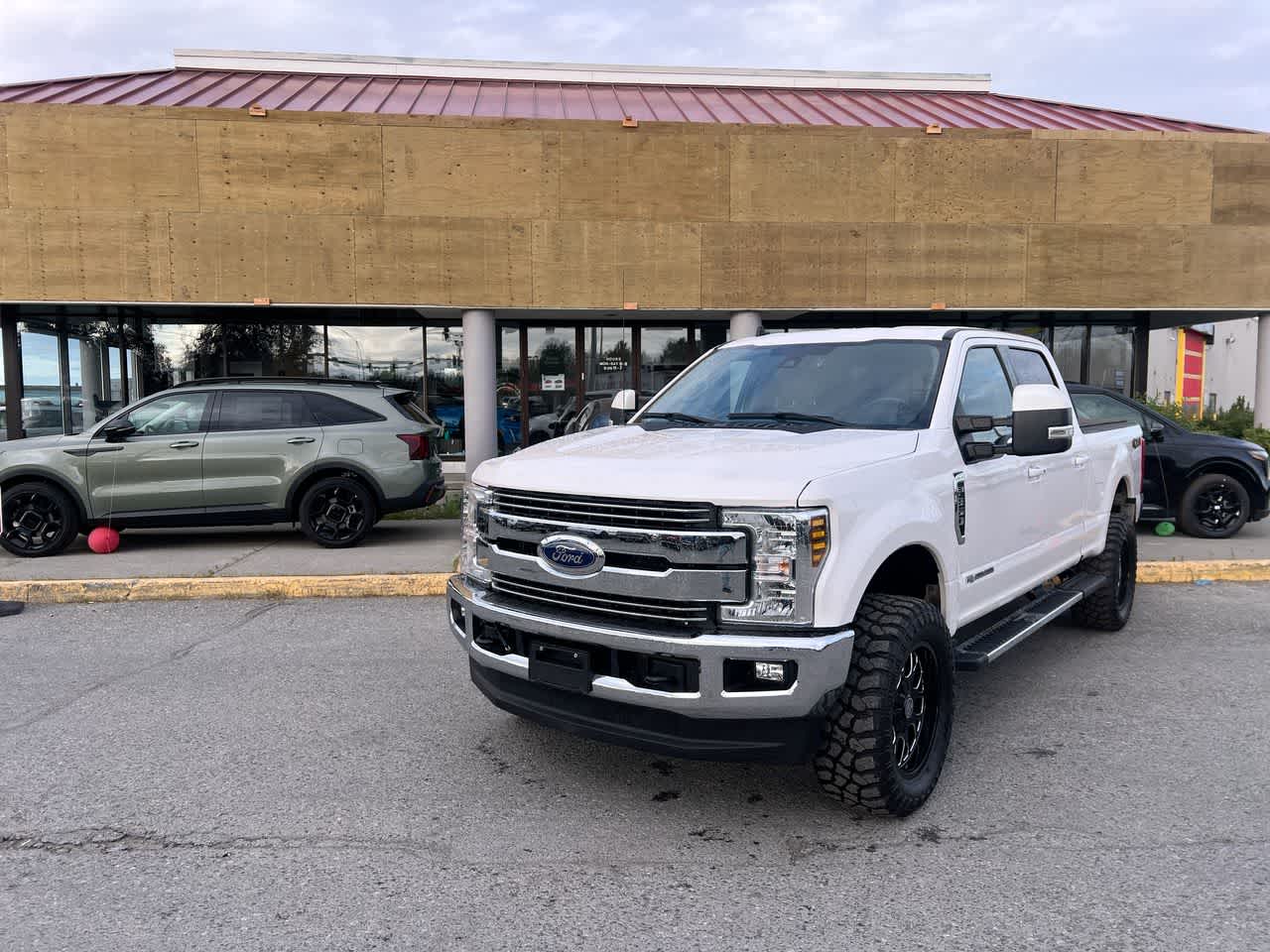 Thumbnail: 2019 Ford F-350 - 1