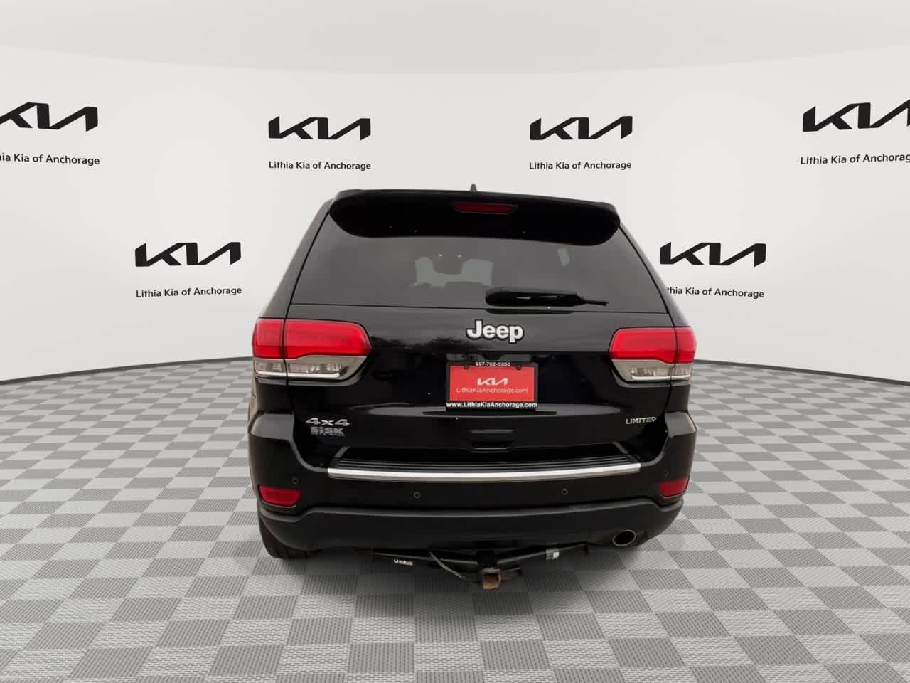 Thumbnail: 2019 Jeep Grand Cherokee - 8