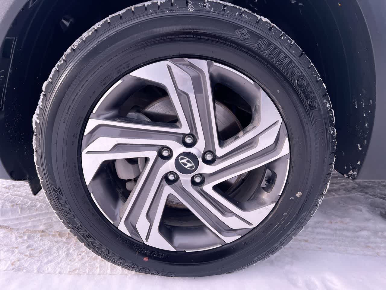 Thumbnail: 2023 Hyundai Santa Fe - 10