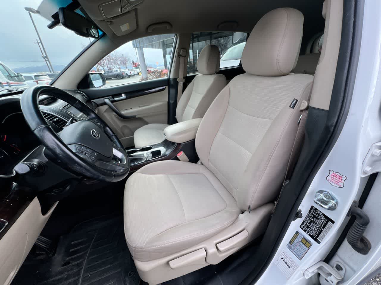Thumbnail: 2015 Kia Sorento - 11