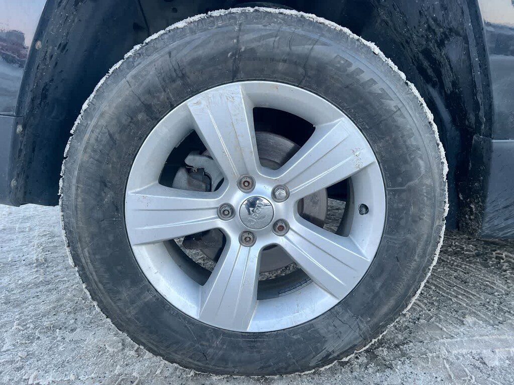 Used 2015 Jeep Patriot Latitude 4x4 SUV