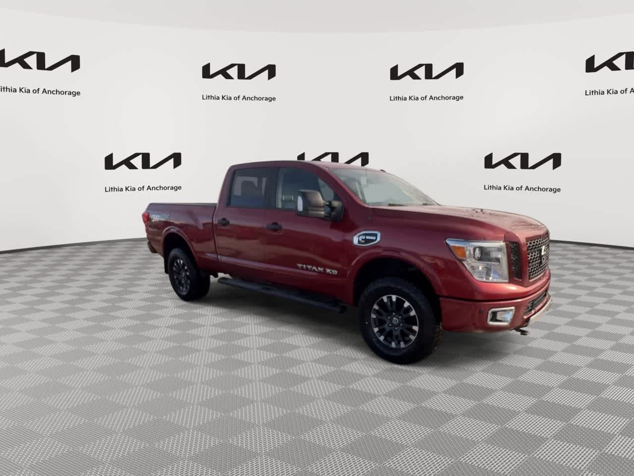 Thumbnail: 2017 Nissan Titan - 3
