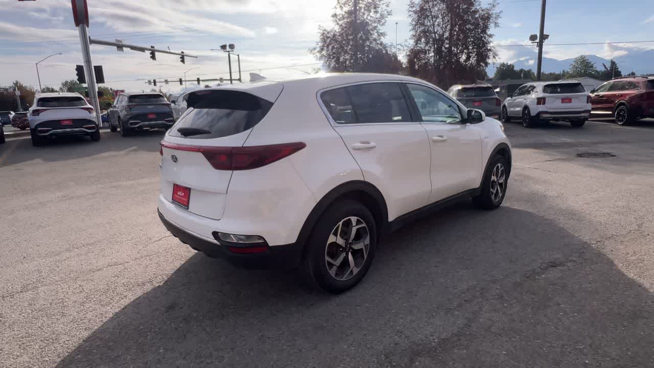 Thumbnail: 2020 Kia Sportage - 8