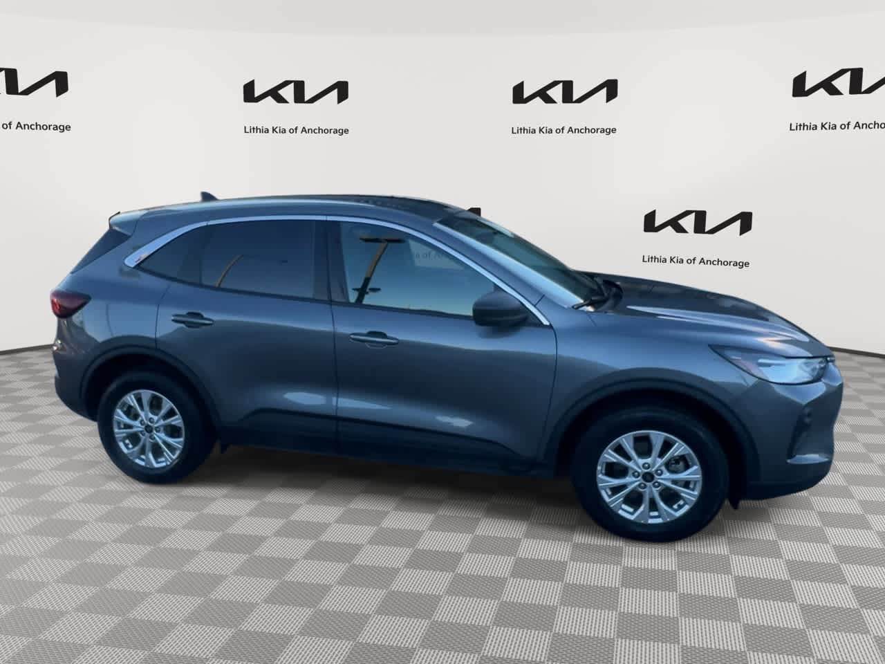 Thumbnail: 2024 Ford Escape - 9