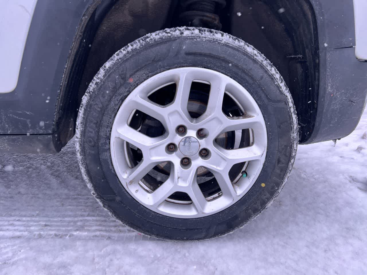 Thumbnail: 2015 Jeep Renegade - 10