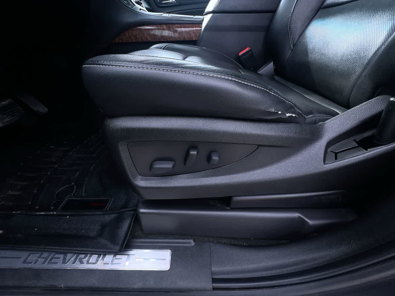 Thumbnail: 2017 Chevrolet Tahoe - 12