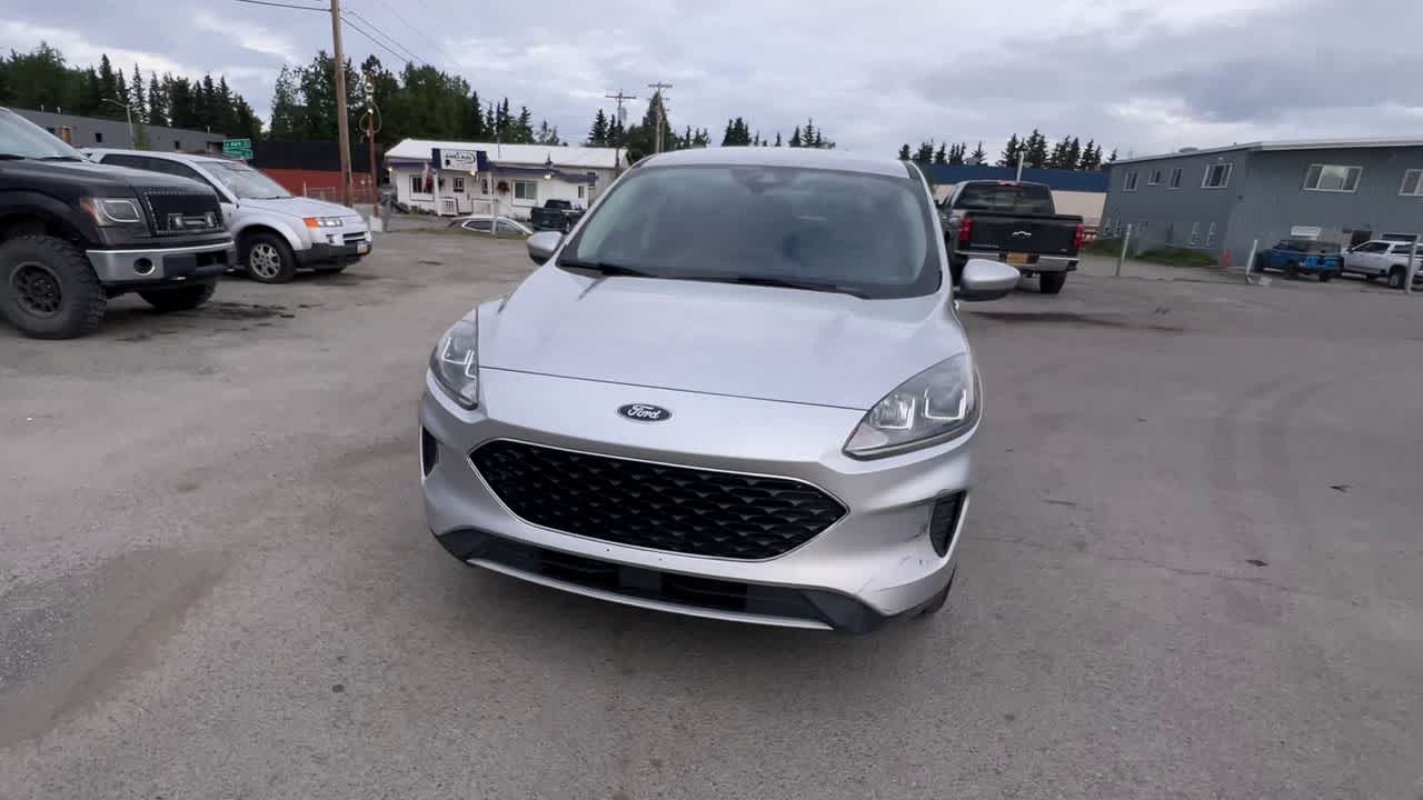 Thumbnail: 2020 Ford Escape - 3