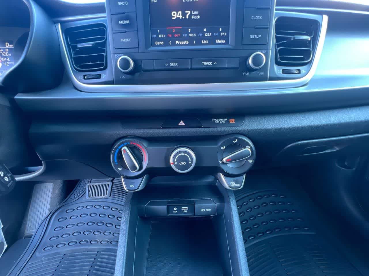 Thumbnail: 2019 Kia Rio - 19