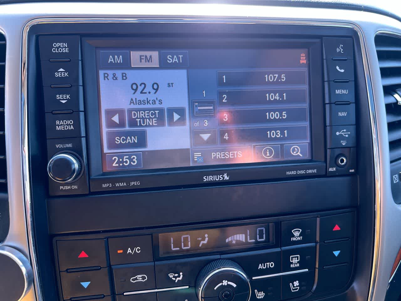 Thumbnail: 2012 Jeep Grand Cherokee - 16