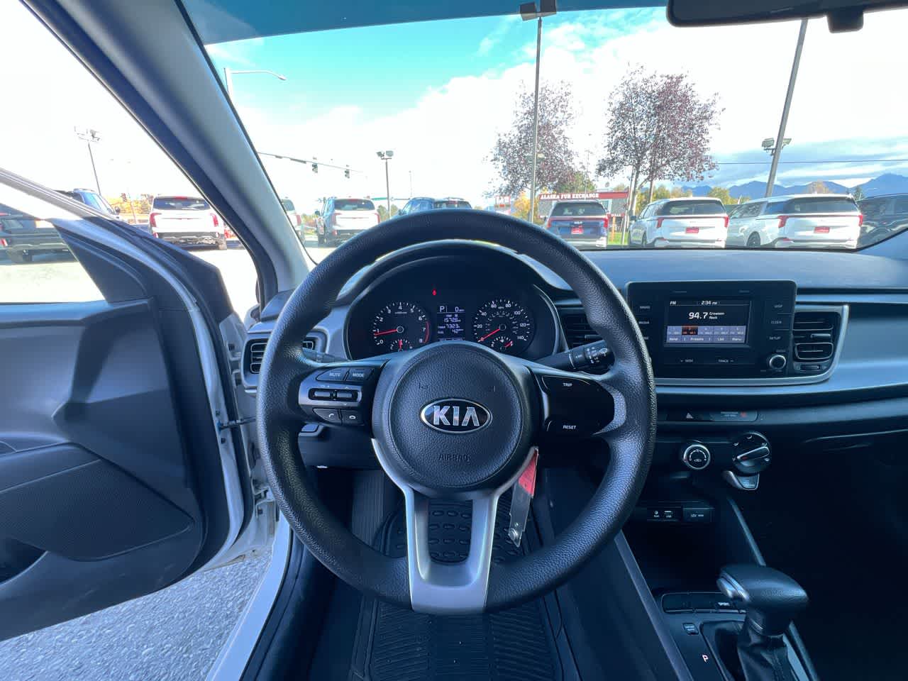 Thumbnail: 2019 Kia Rio - 14