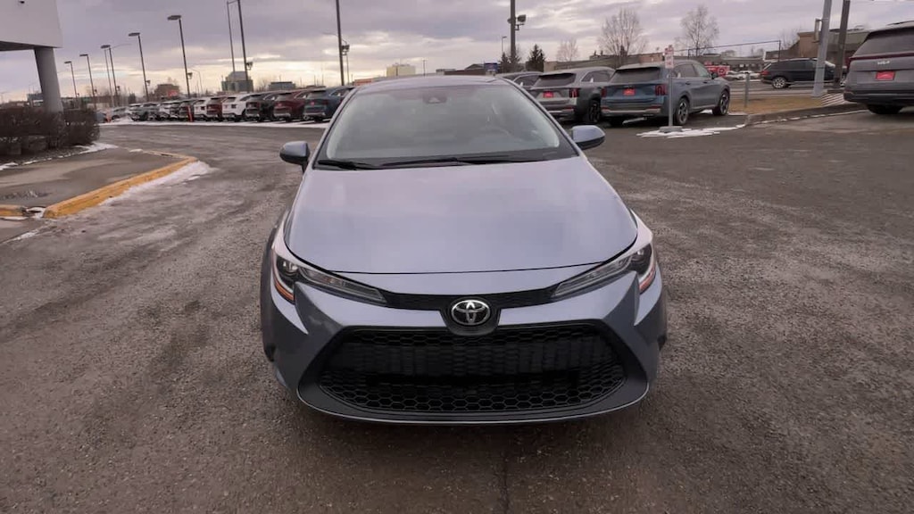 Used 2022 Toyota Corolla LE Sedan