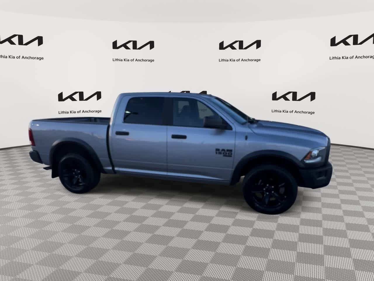 Thumbnail: 2024 RAM 1500 Classic - 9