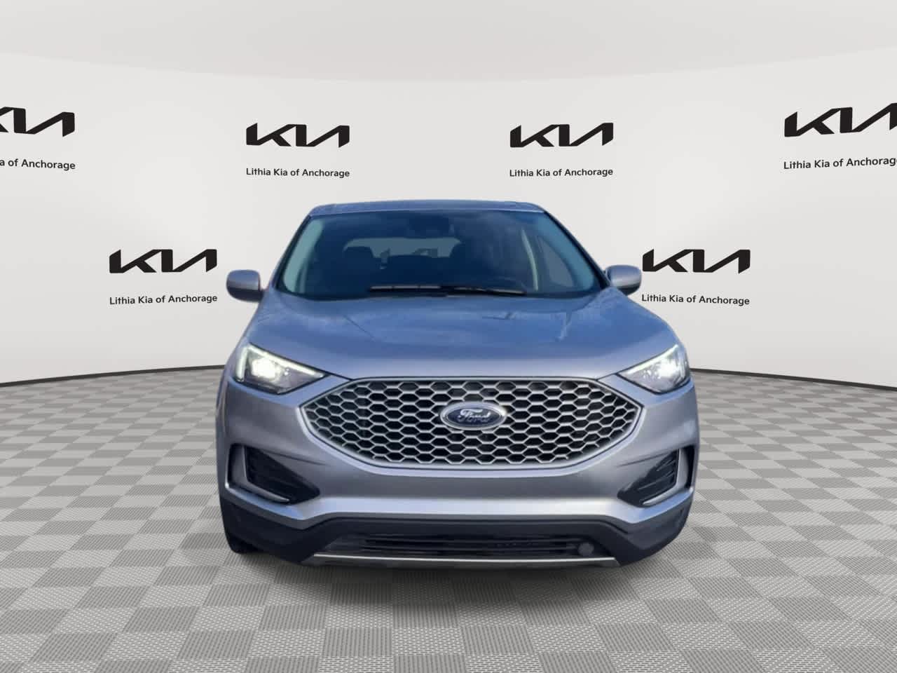Thumbnail: 2023 Ford Edge - 3
