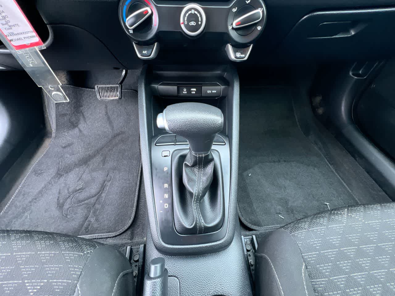 Thumbnail: 2019 Kia Rio - 20