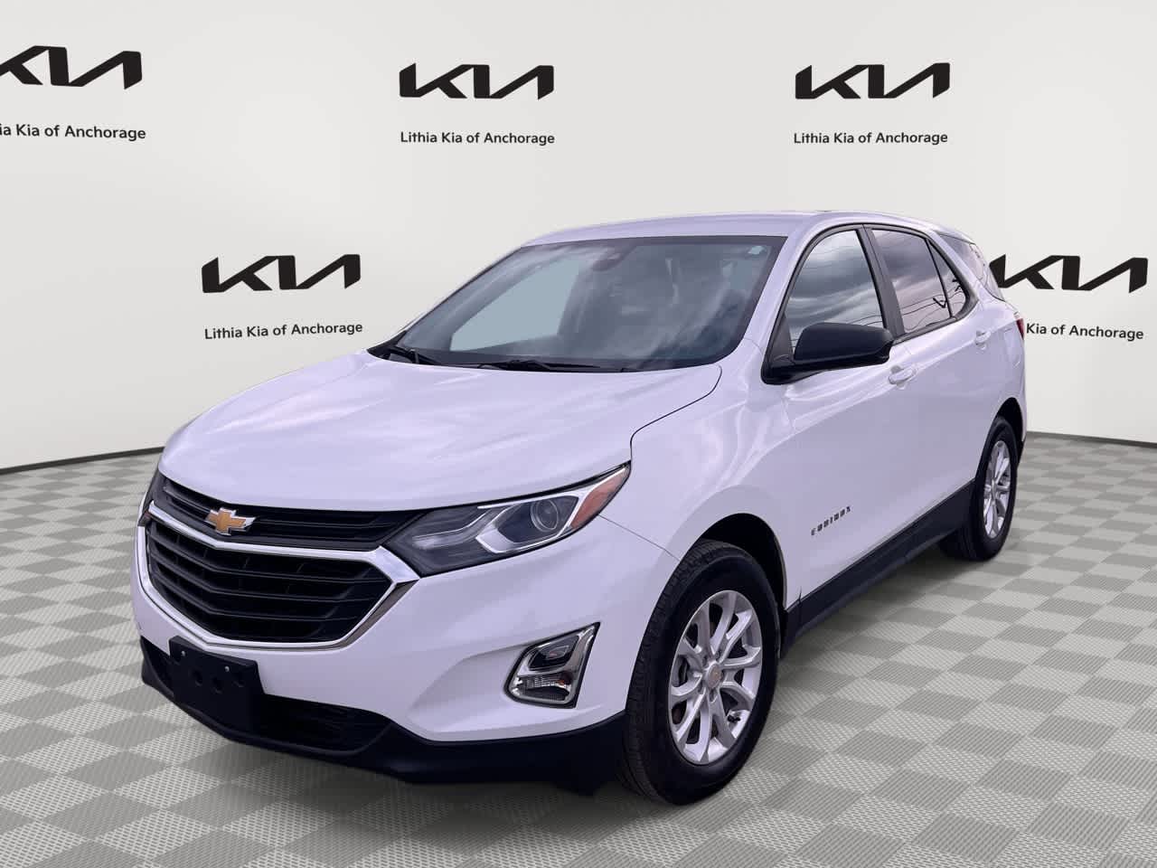 2021 Chevrolet Equinox LS's photo