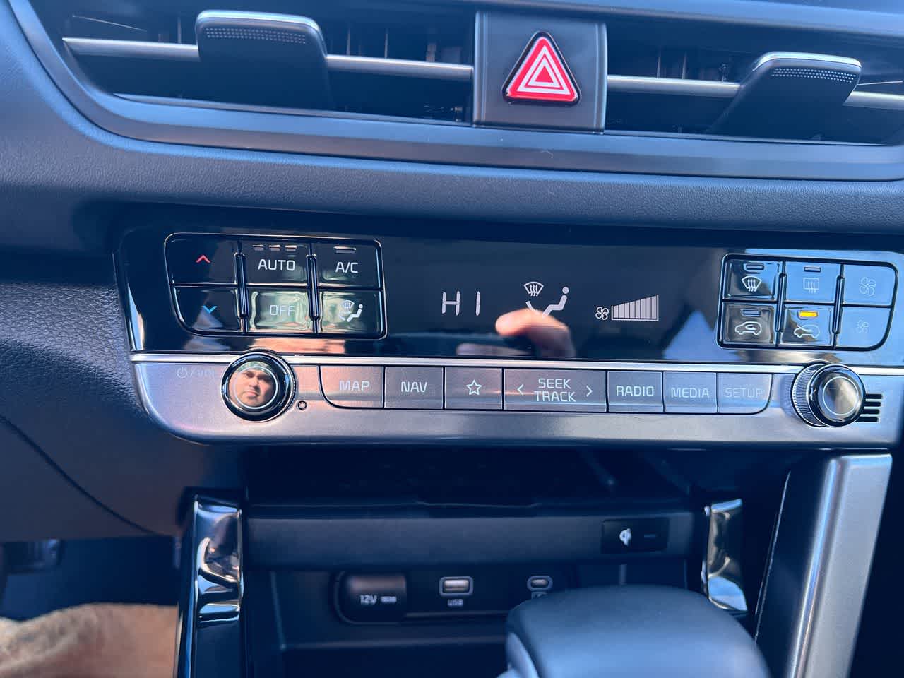 Thumbnail: 2024 Kia Seltos - 19