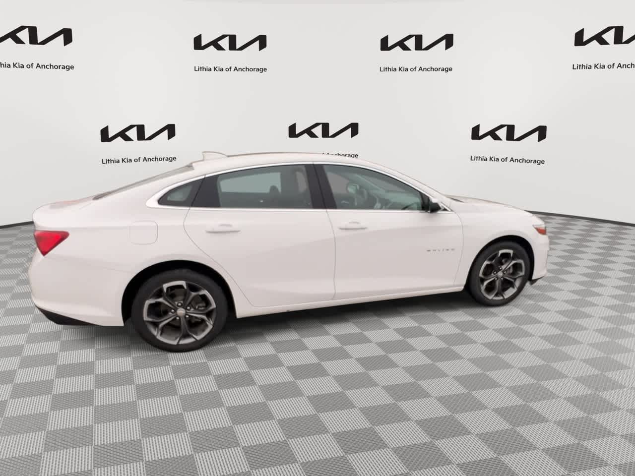 Thumbnail: 2023 Chevrolet Malibu - 9