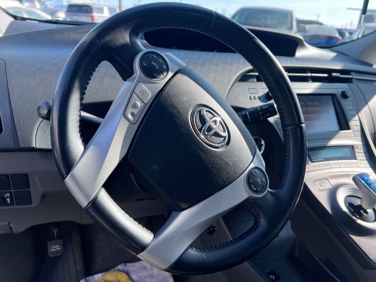 Thumbnail: 2010 Toyota Prius - 14