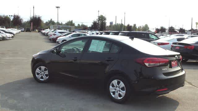 Thumbnail: 2018 Kia Forte - 7