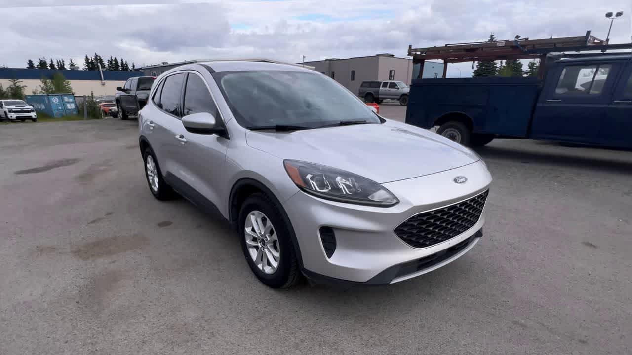 Thumbnail: 2020 Ford Escape - 2