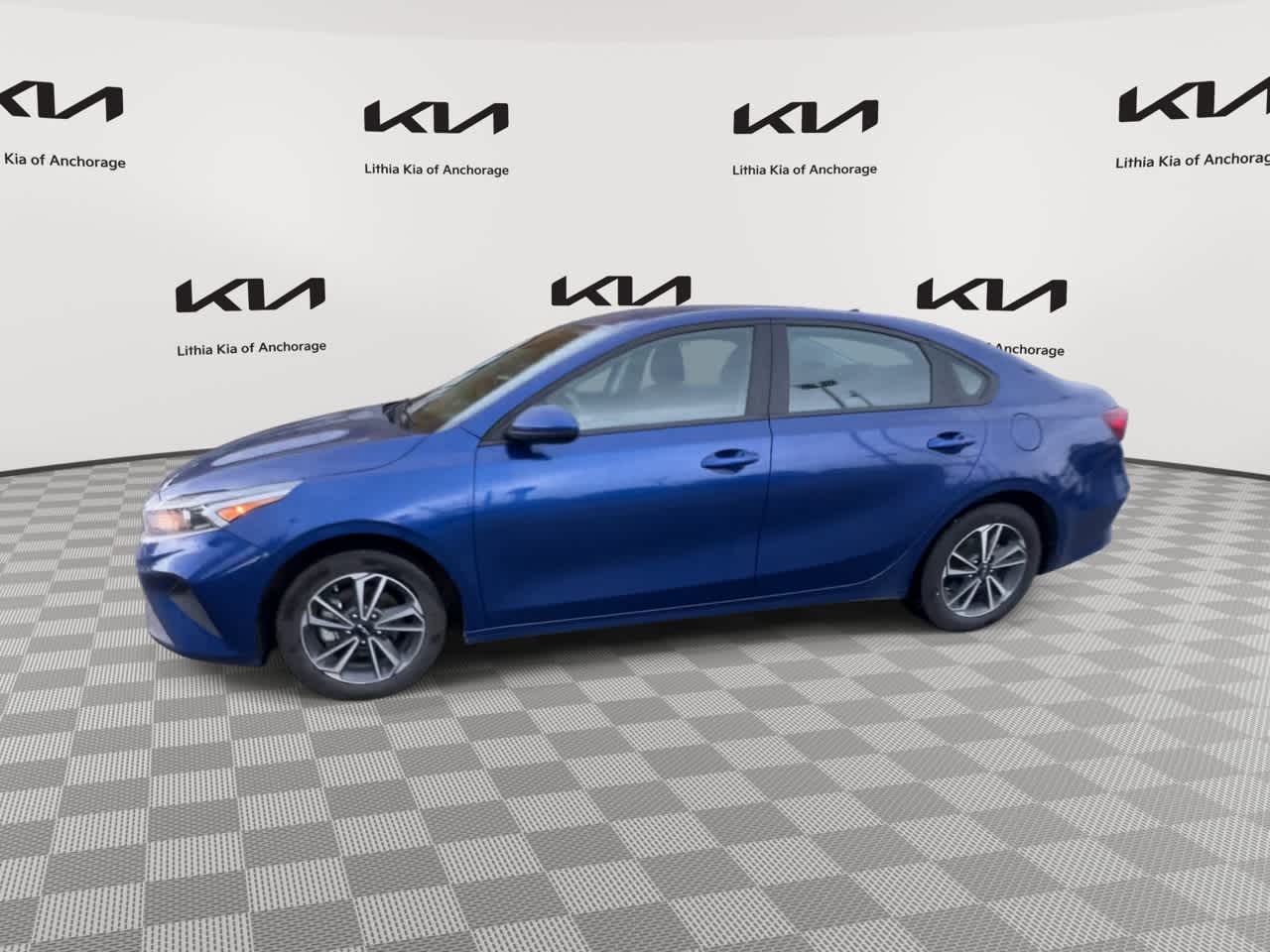 Thumbnail: 2023 Kia Forte - 4