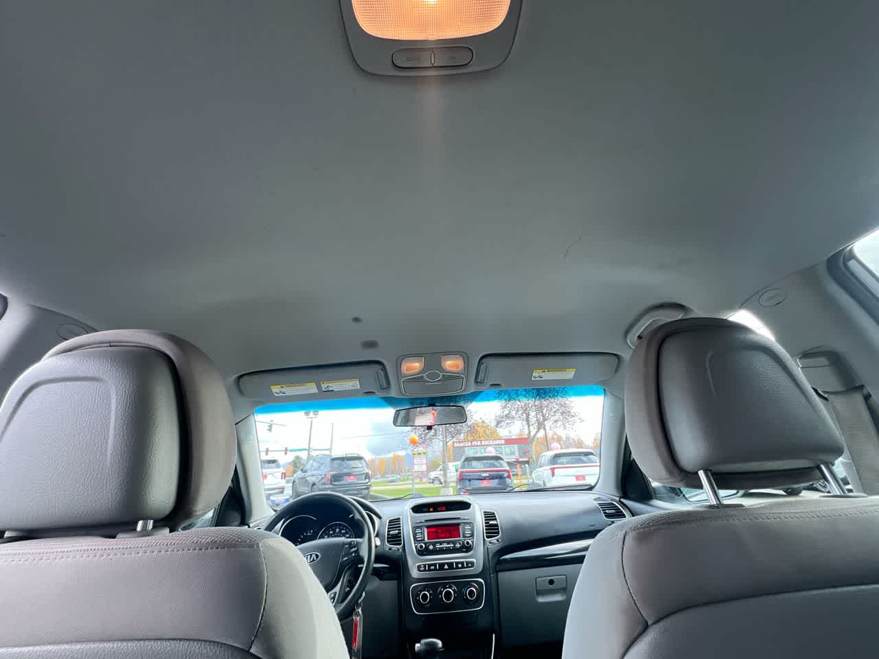 Thumbnail: 2015 Kia Sorento - 22