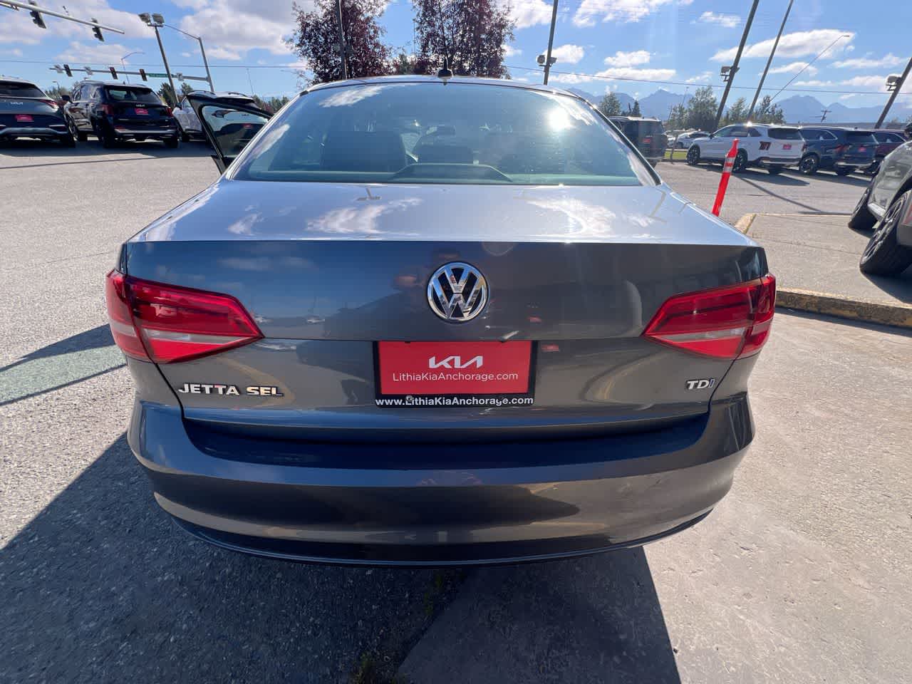 Thumbnail: 2015 Volkswagen Jetta - 26
