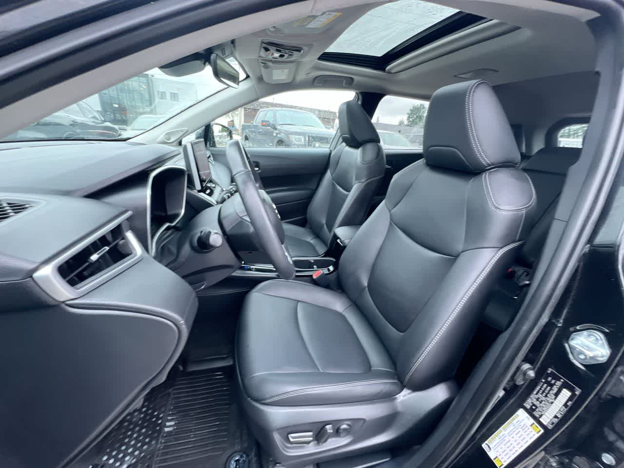 2023 Toyota Corolla Cross XLE 11