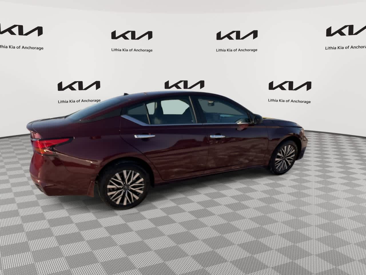 Thumbnail: 2025 Nissan Altima - 9