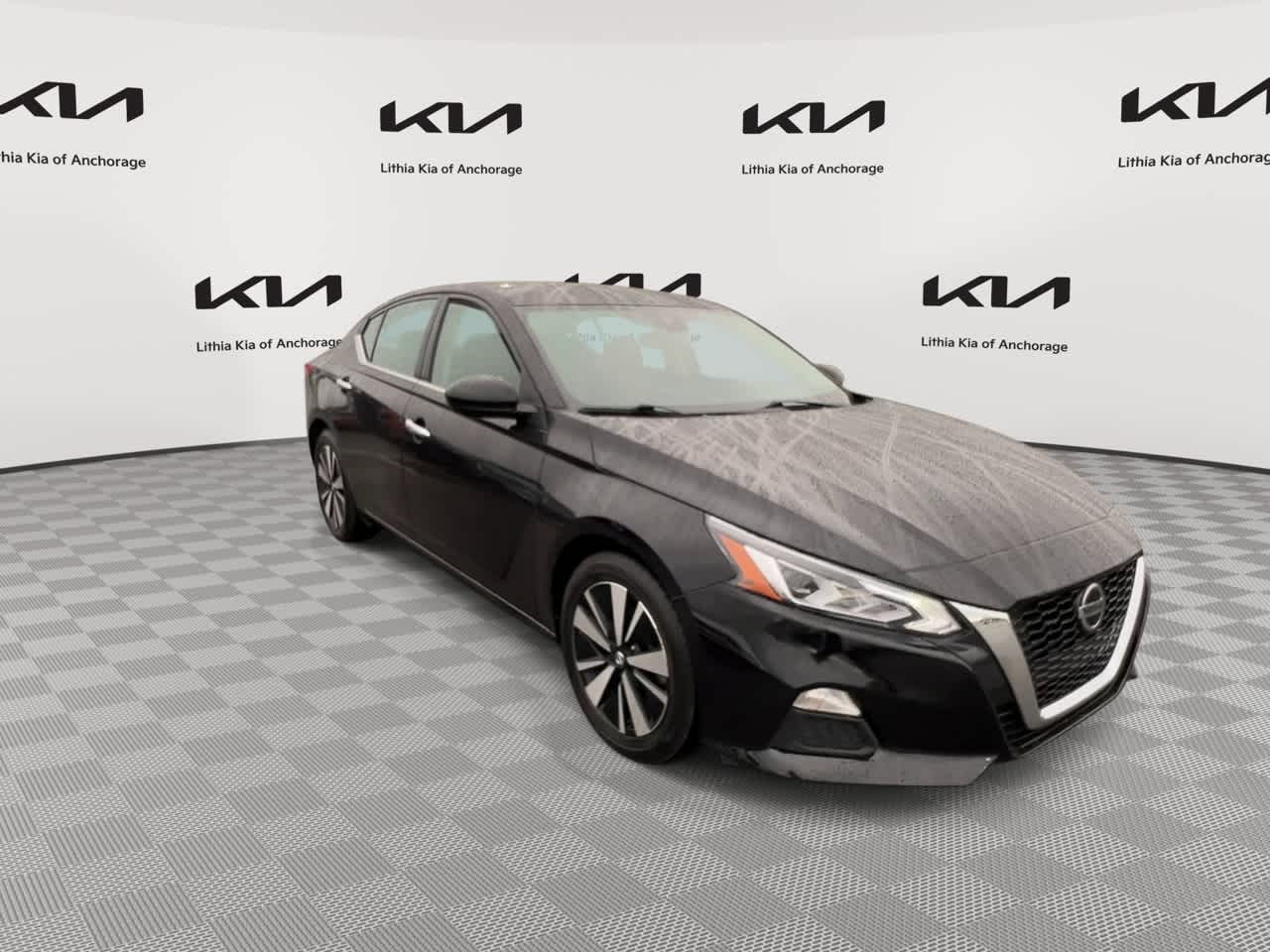 Thumbnail: 2021 Nissan Altima - 3