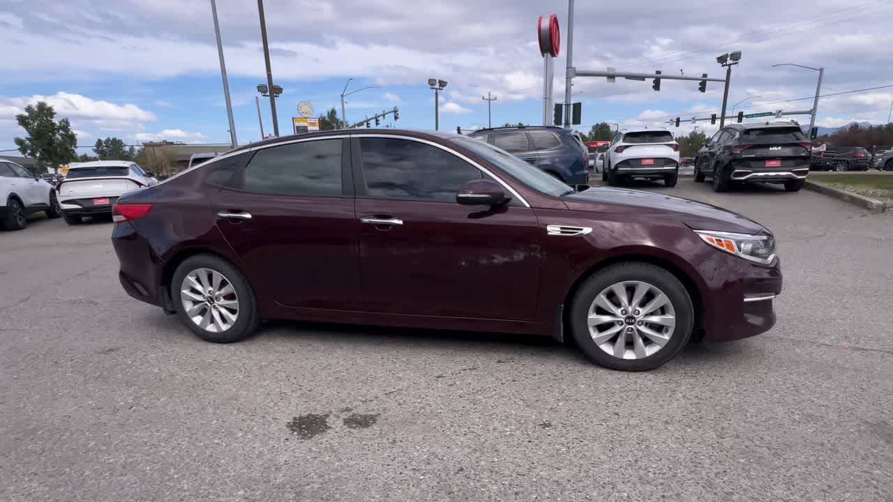 Thumbnail: 2018 Kia Optima - 9