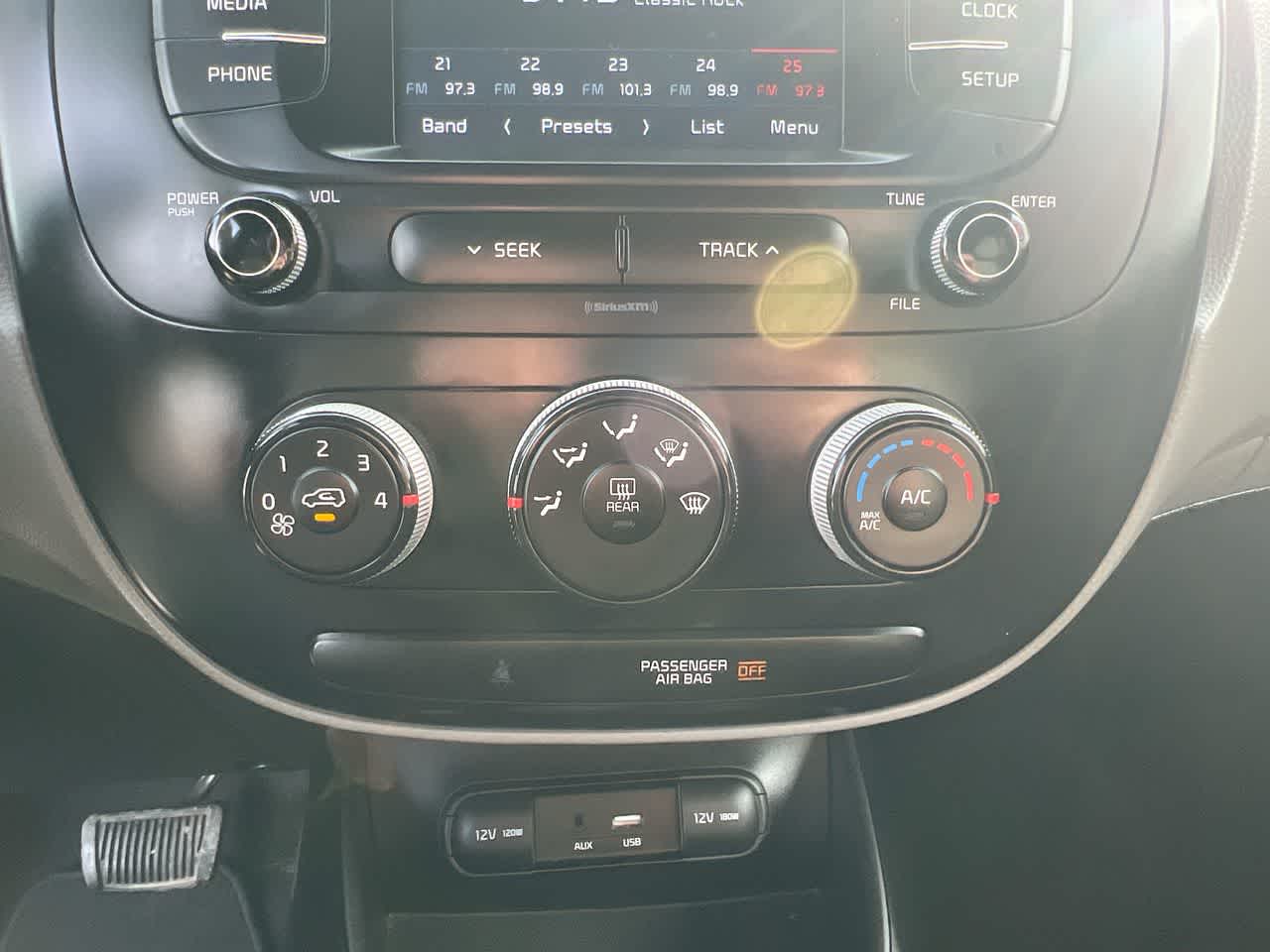 Thumbnail: 2019 Kia Soul - 19