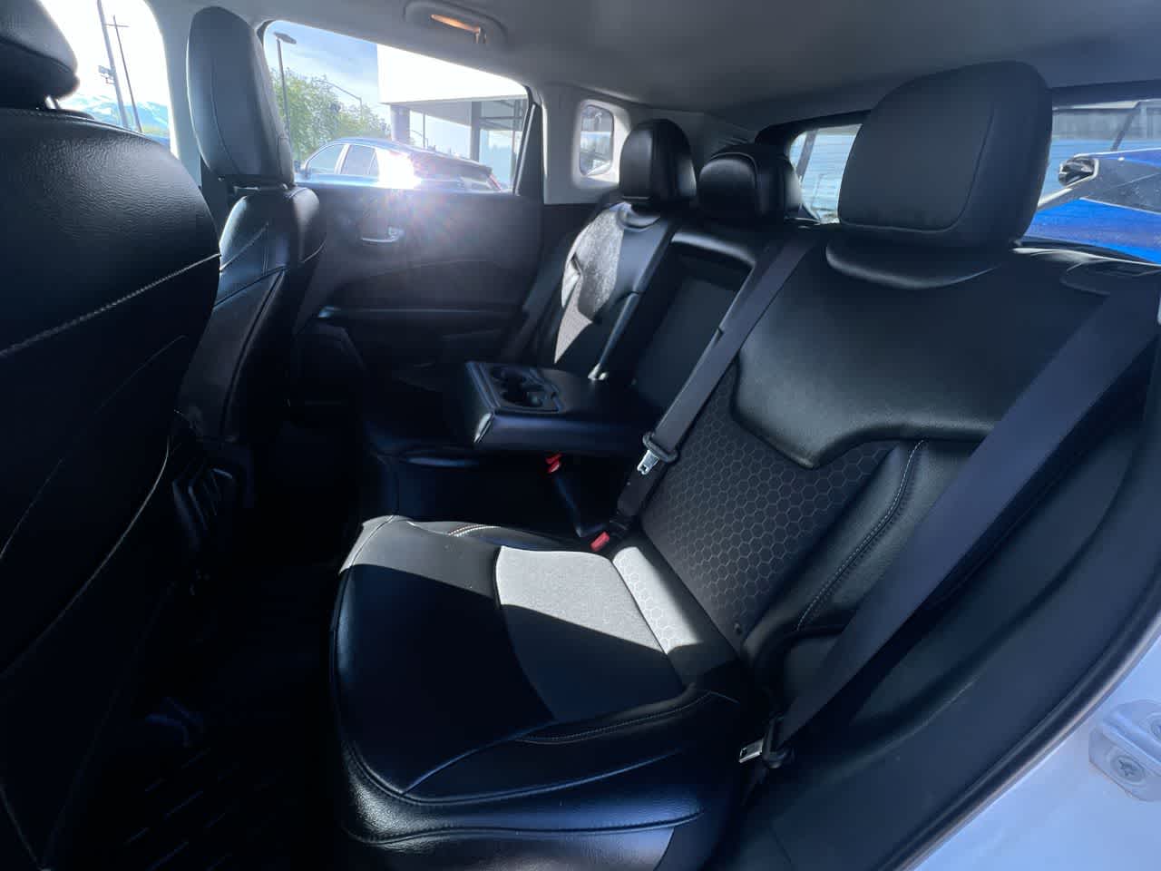 Thumbnail: 2019 Jeep Compass - 23