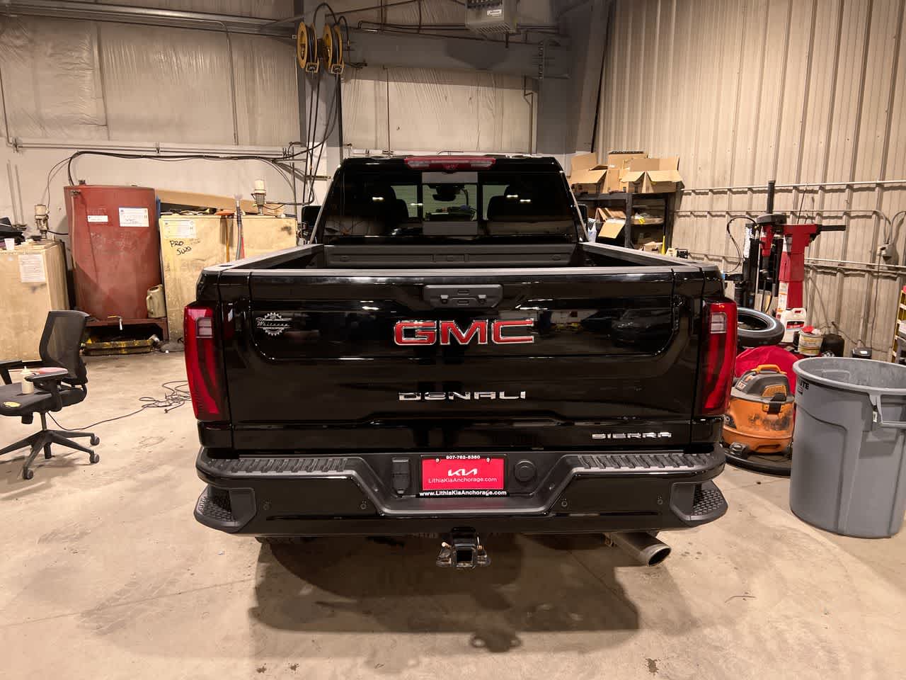 Thumbnail: 2024 GMC Sierra 3500 - 27