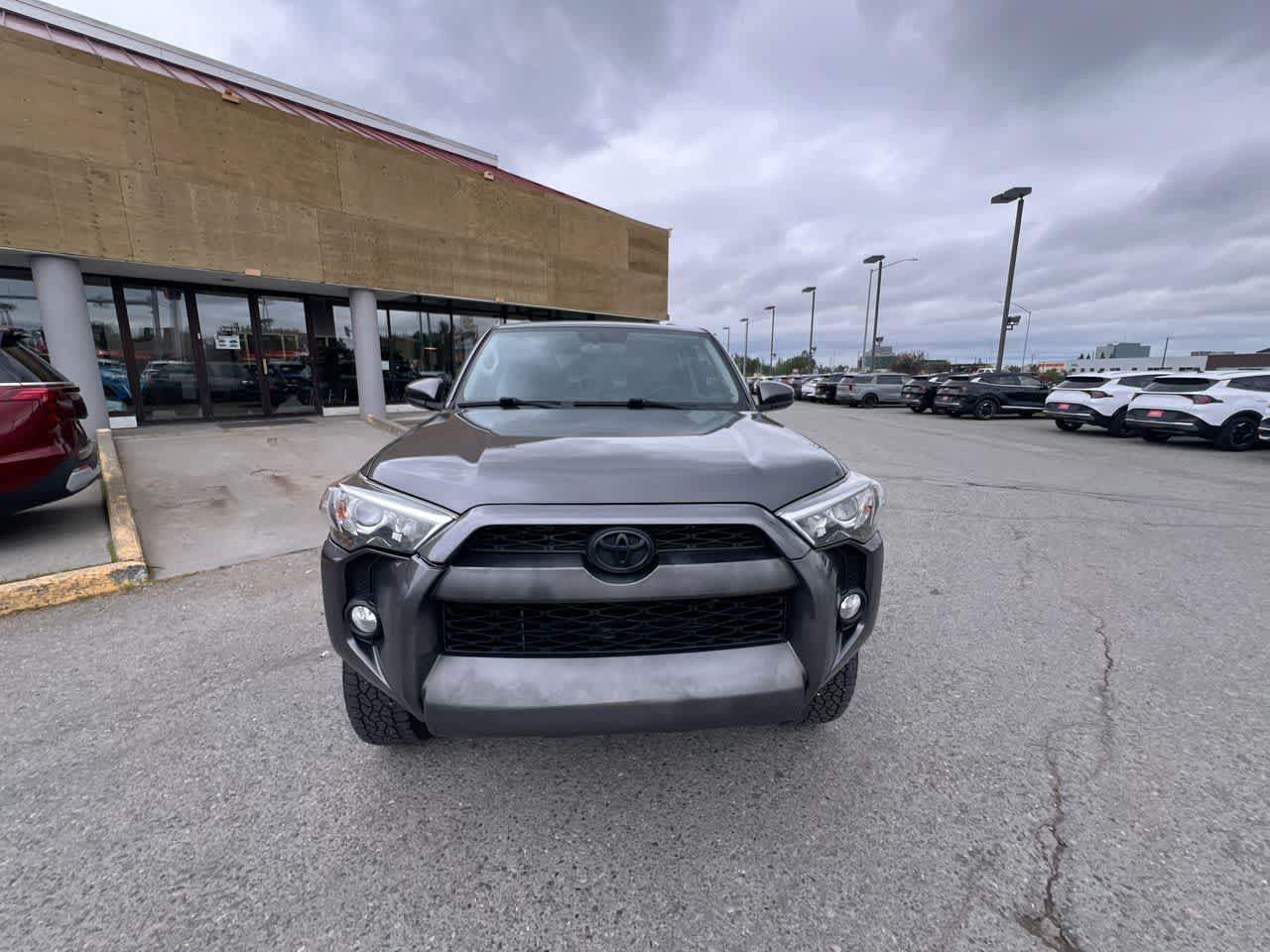 Thumbnail: 2019 Toyota 4Runner - 29