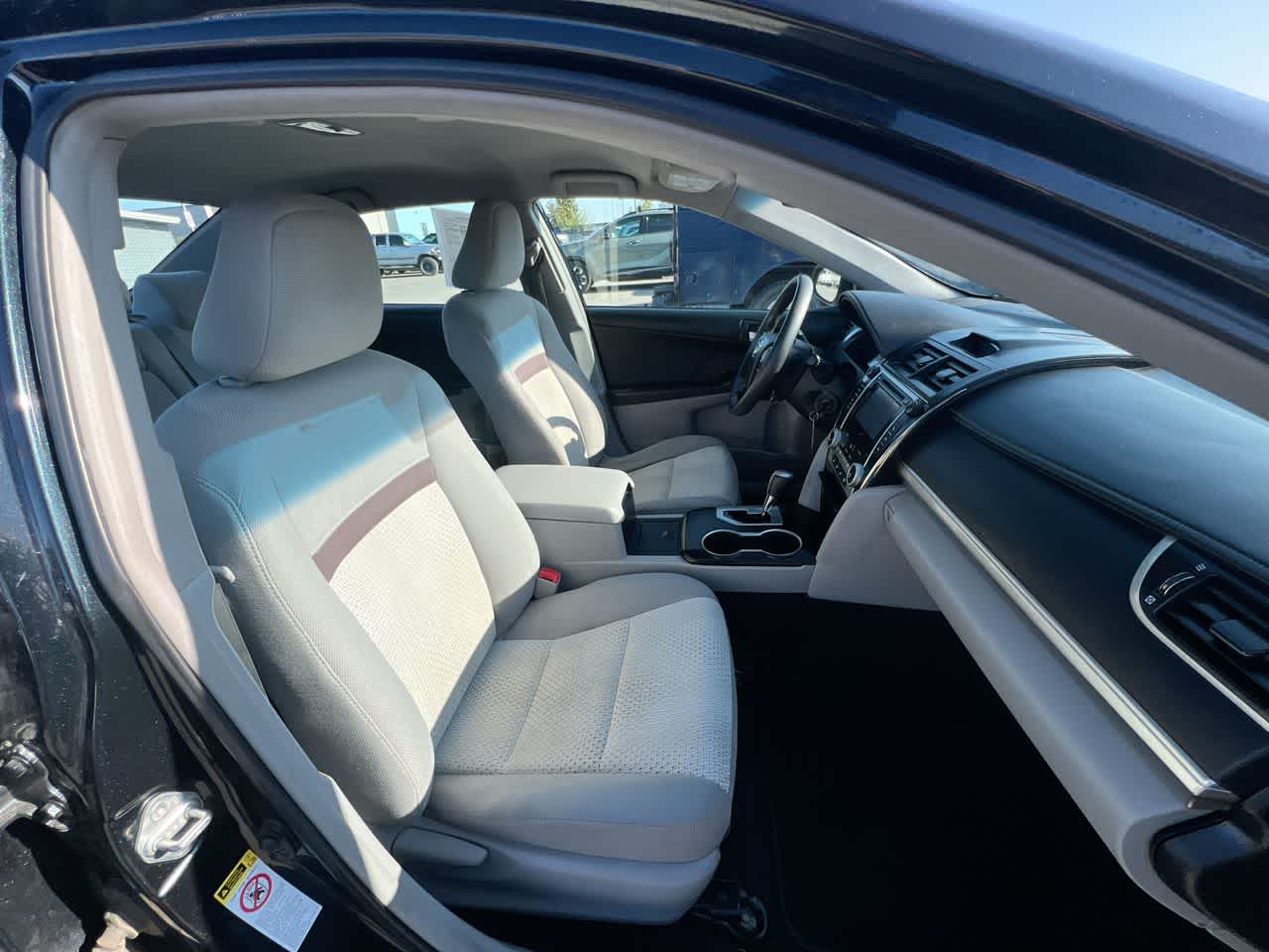 Thumbnail: 2012 Toyota Camry - 28