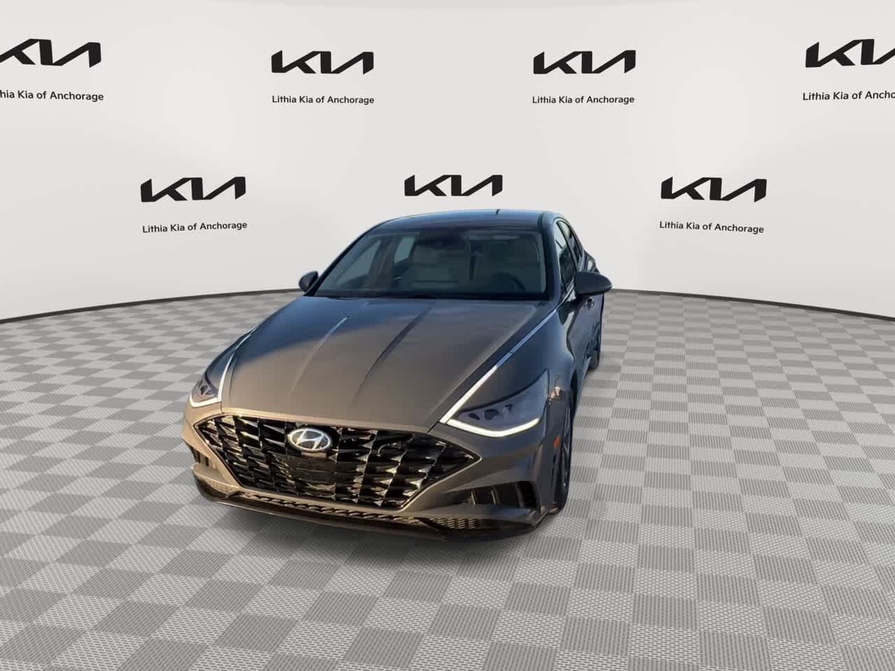 Thumbnail: 2023 Hyundai Sonata - 3