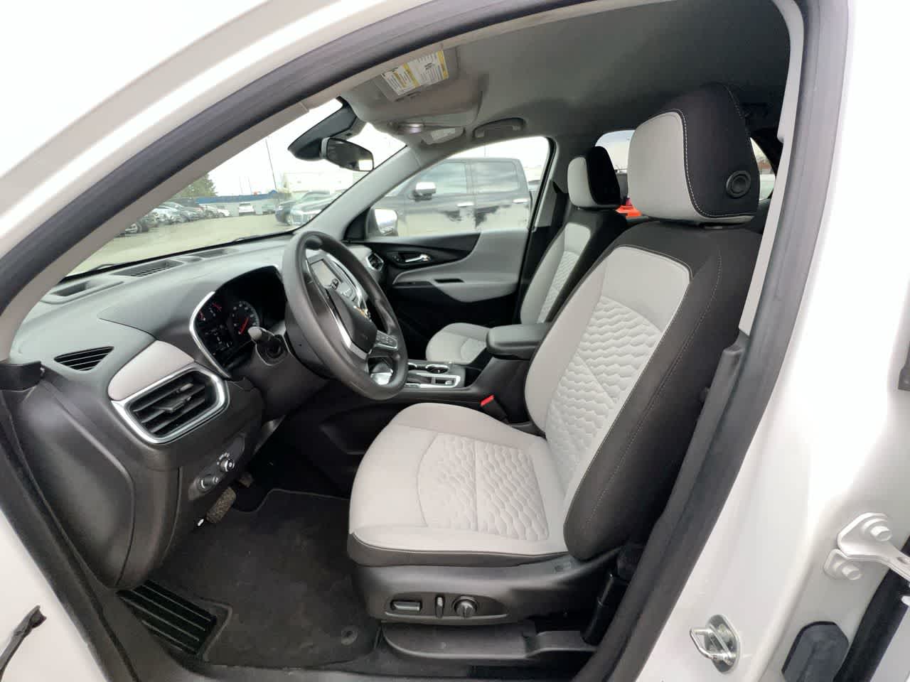 Thumbnail: 2021 Chevrolet Equinox - 11
