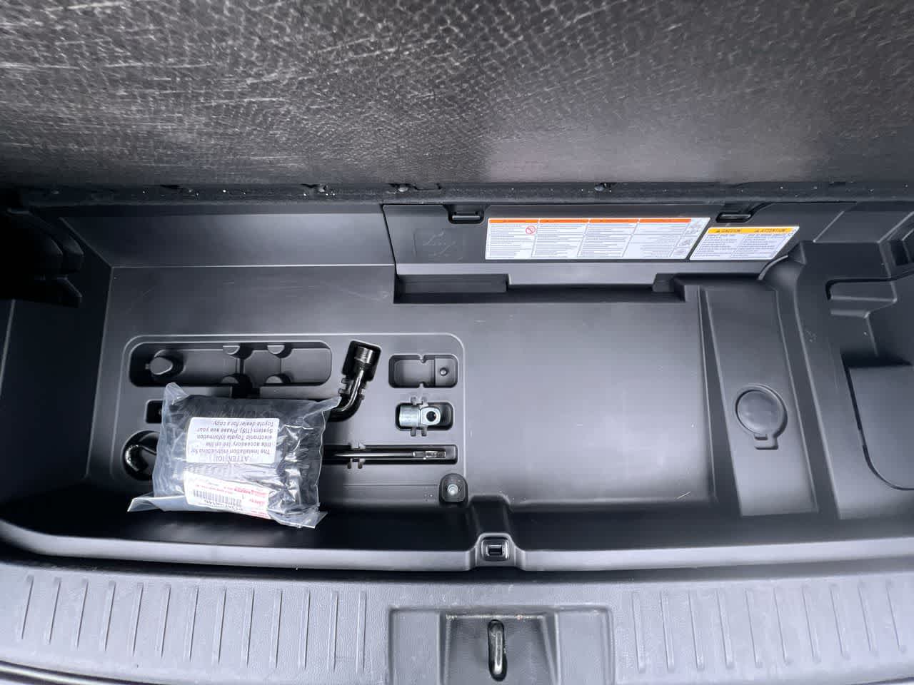 Thumbnail: 2024 Toyota Highlander - 26