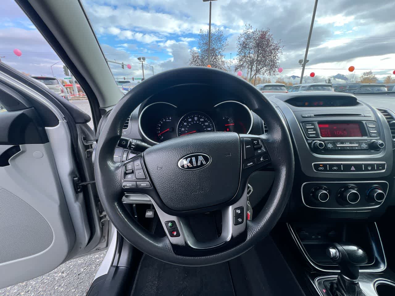 Thumbnail: 2015 Kia Sorento - 14