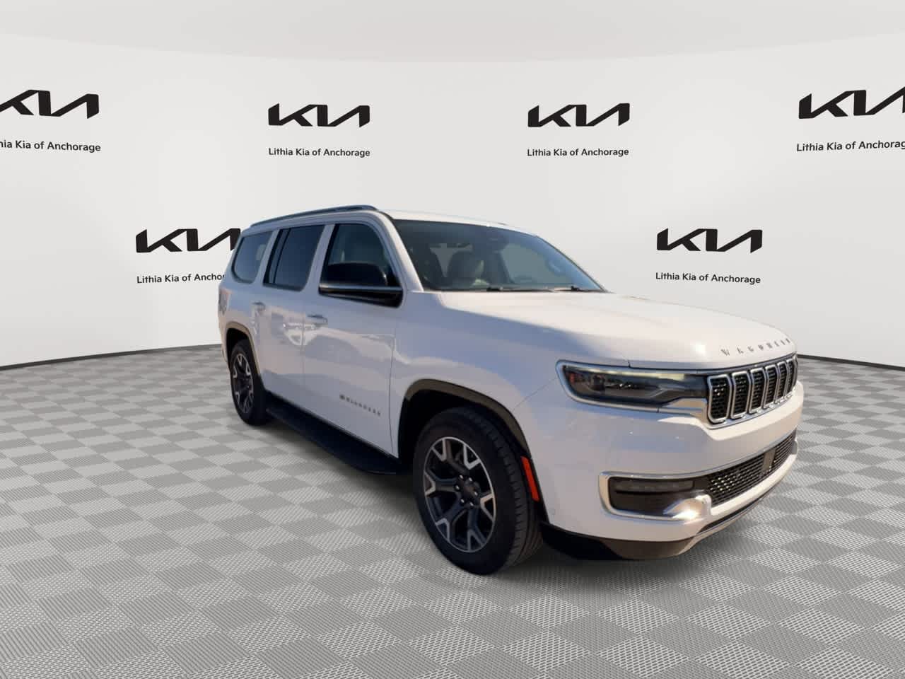 Thumbnail: 2024 Jeep Wagoneer - 8