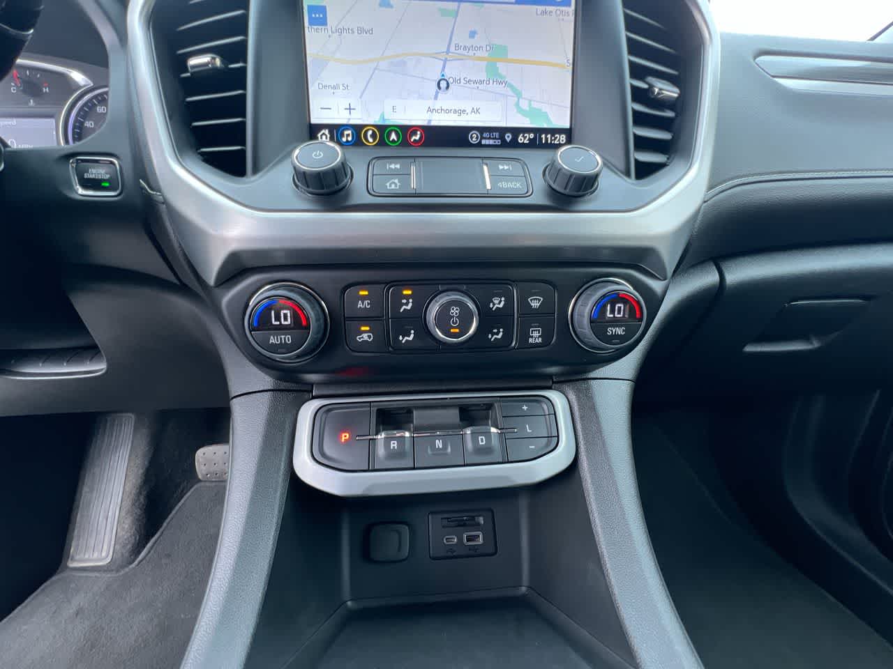 Thumbnail: 2023 GMC Acadia - 19