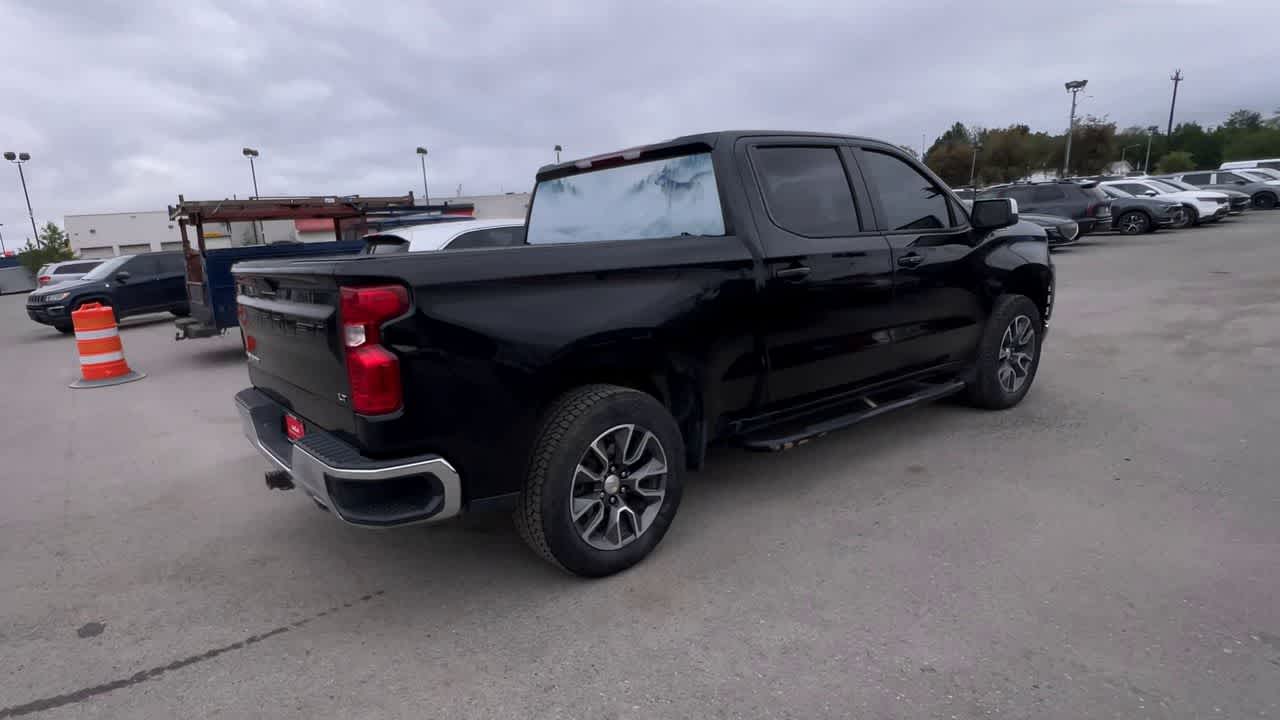 Thumbnail: 2021 Chevrolet Silverado 1500 - 8