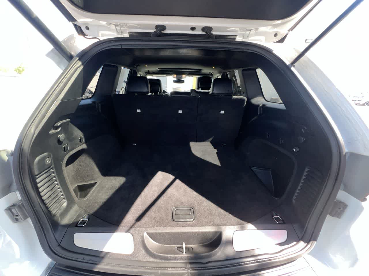 Thumbnail: 2019 Jeep Grand Cherokee - 26