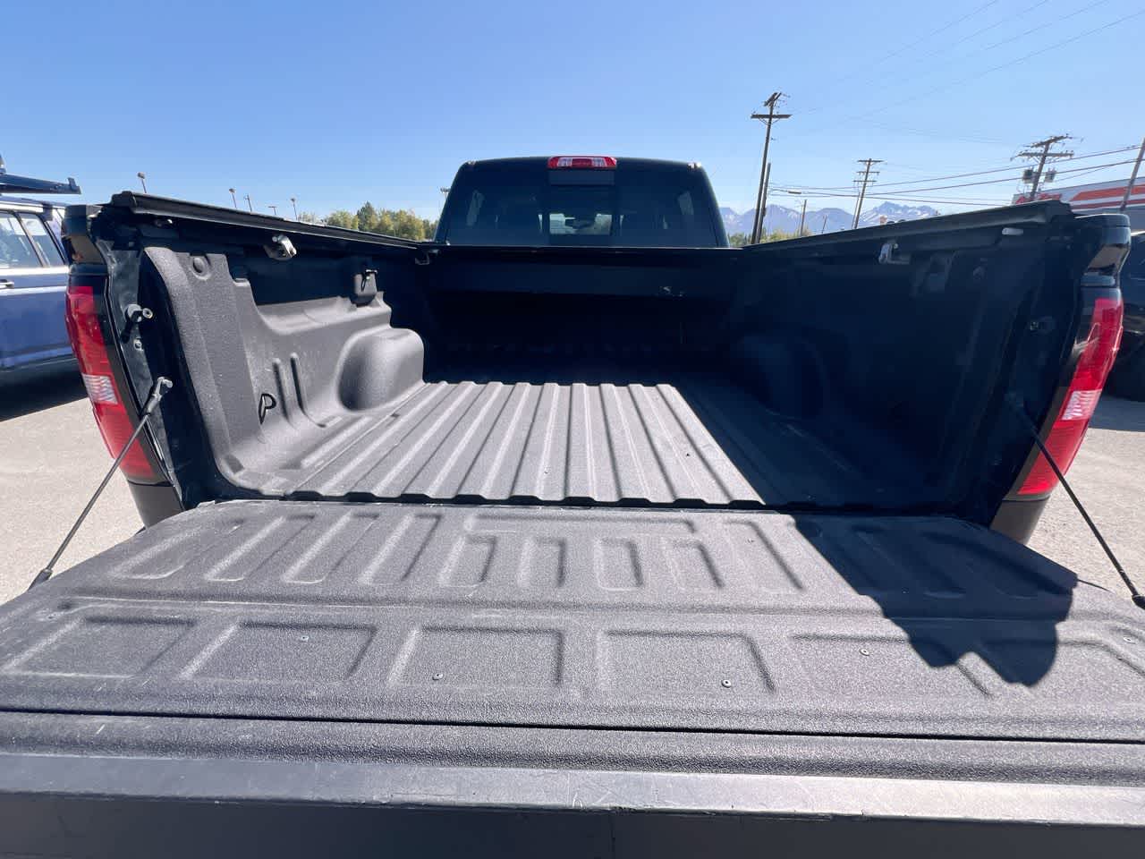 2017 GMC Sierra 2500 Denali 26