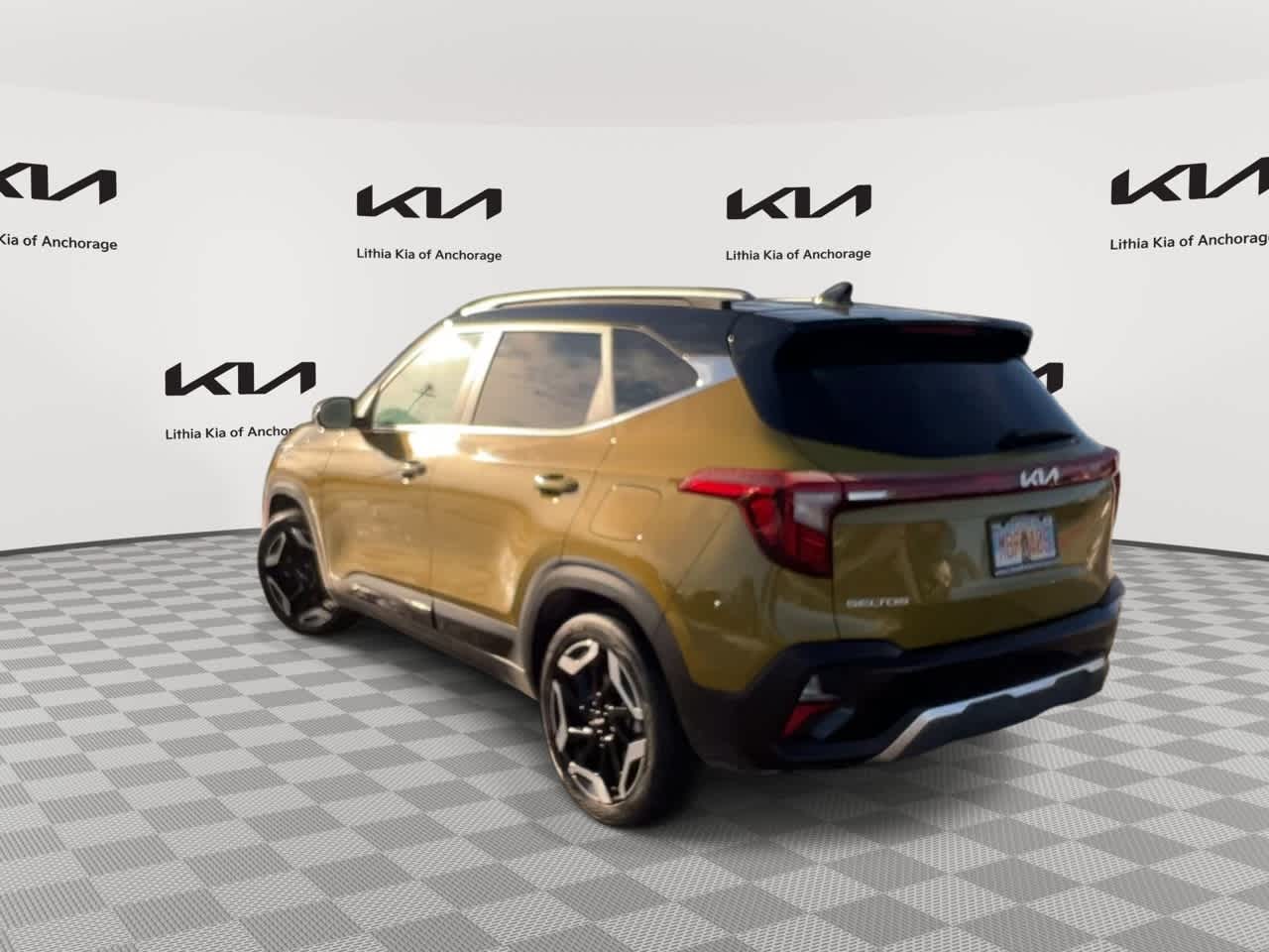 Thumbnail: 2024 Kia Seltos - 7