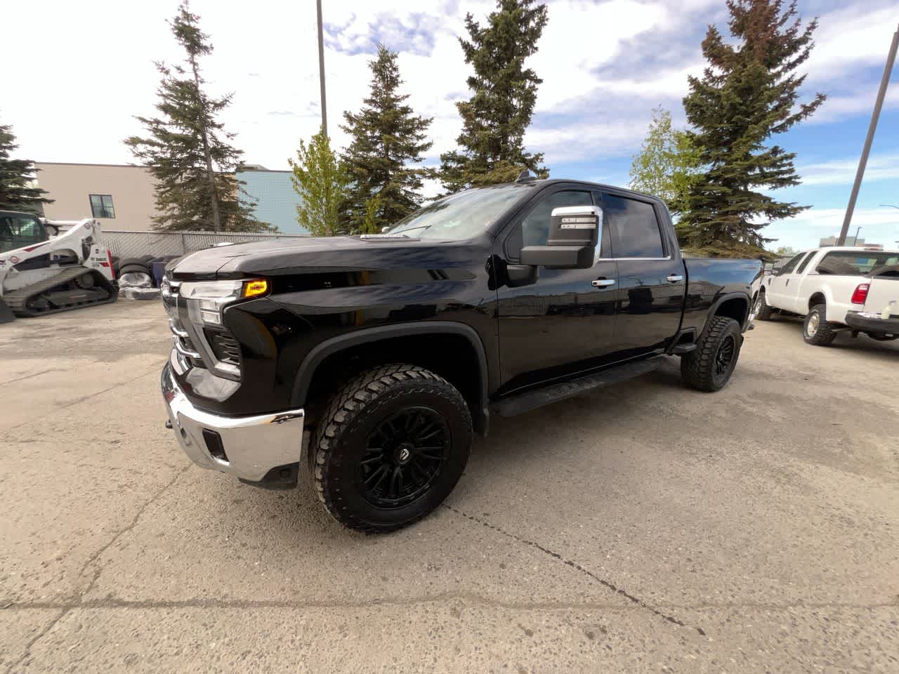 2024 Chevrolet Silverado HD LTZ 4WD Crew Cab Standard Box's photo